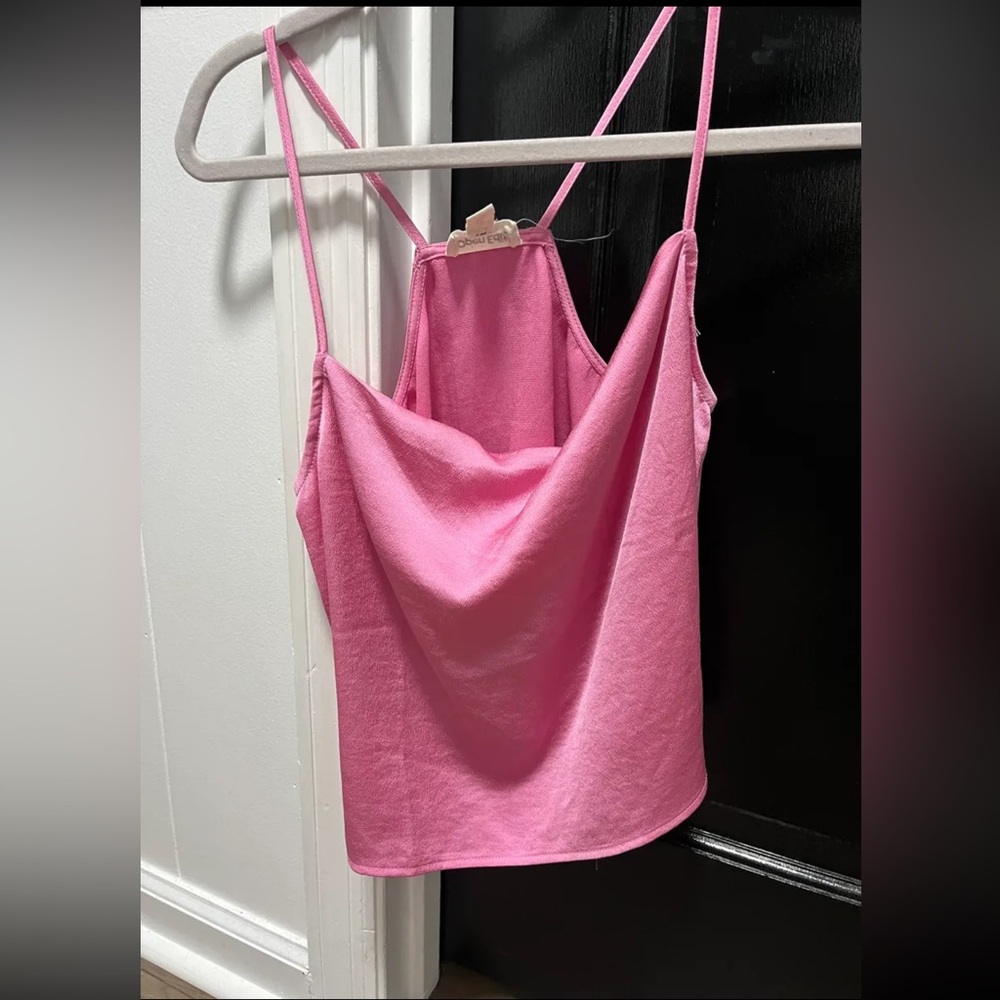 Pink tank top